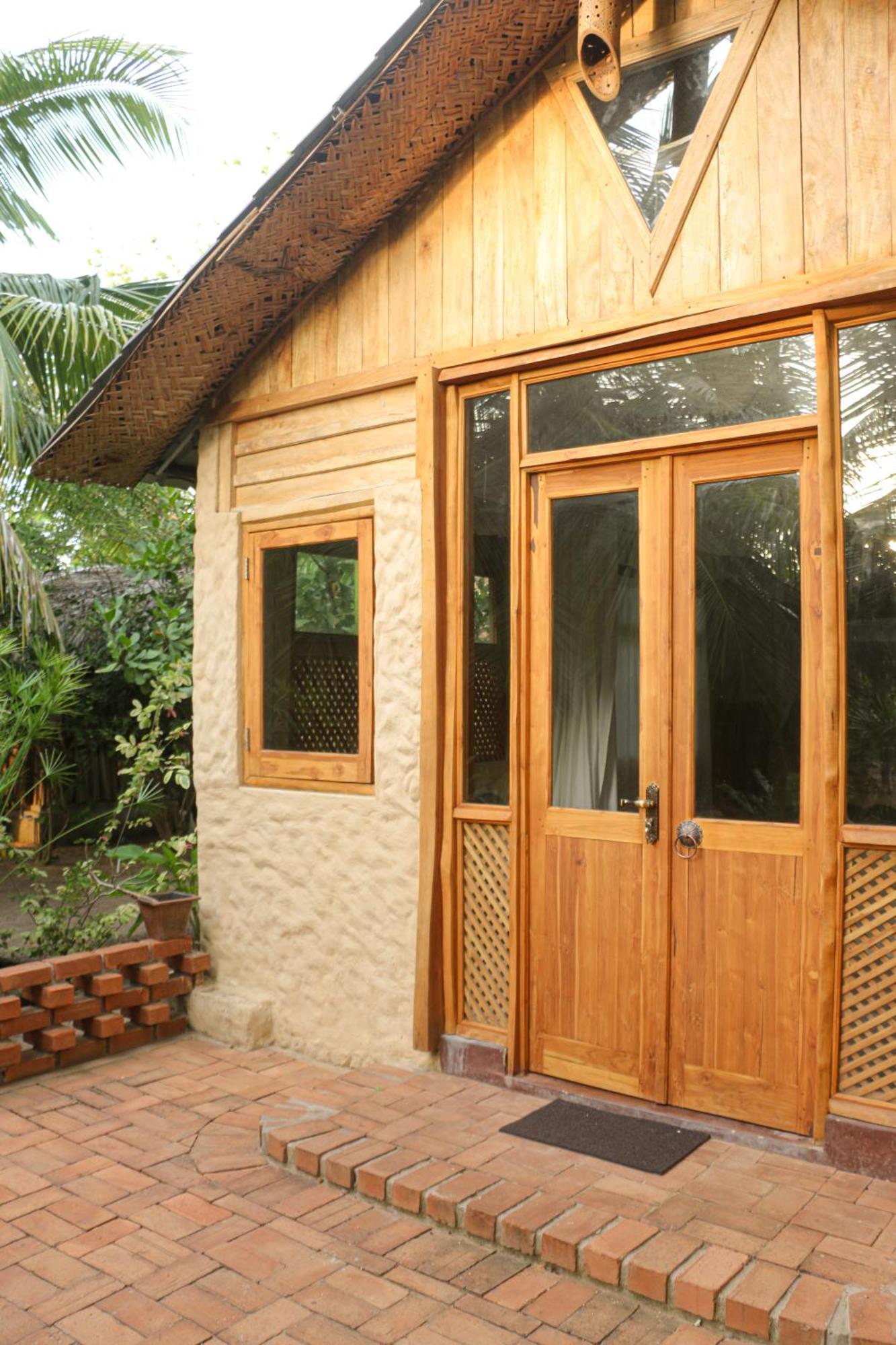Monsoon Eco Resort - Whisky Point Arugambay Pottuvil Room photo